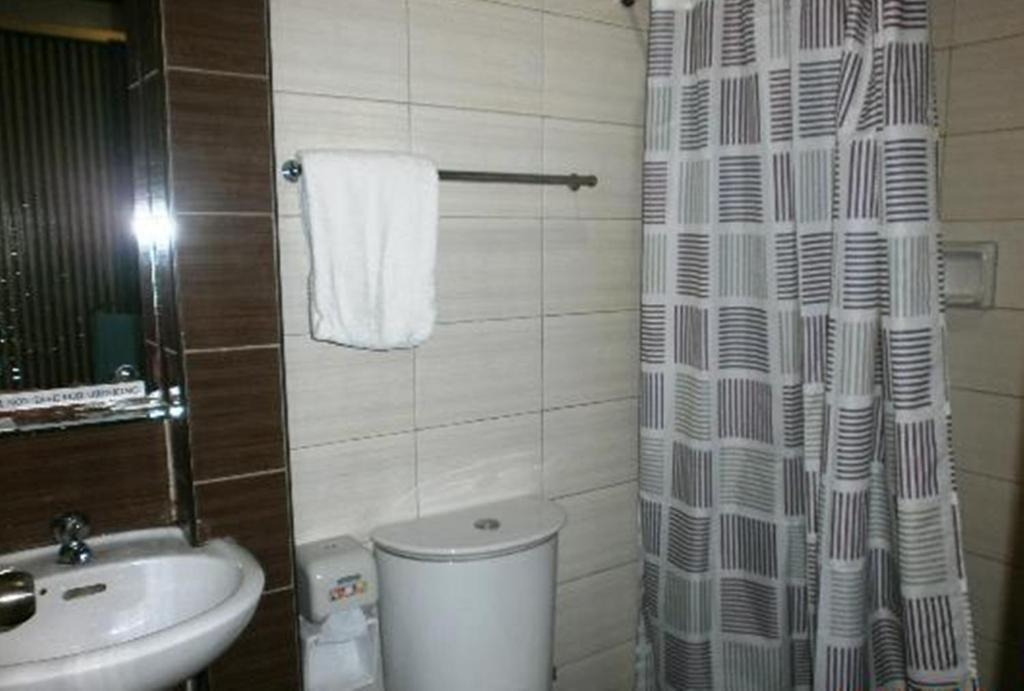 Riverside Inn Babuy Room photo
