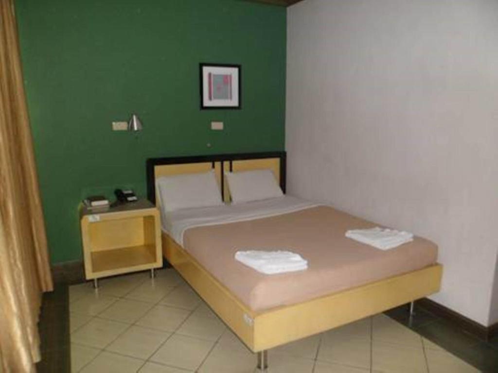 Riverside Inn Babuy Room photo